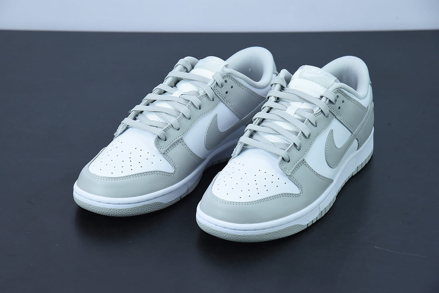 Nike Dunk Low Photon Dust