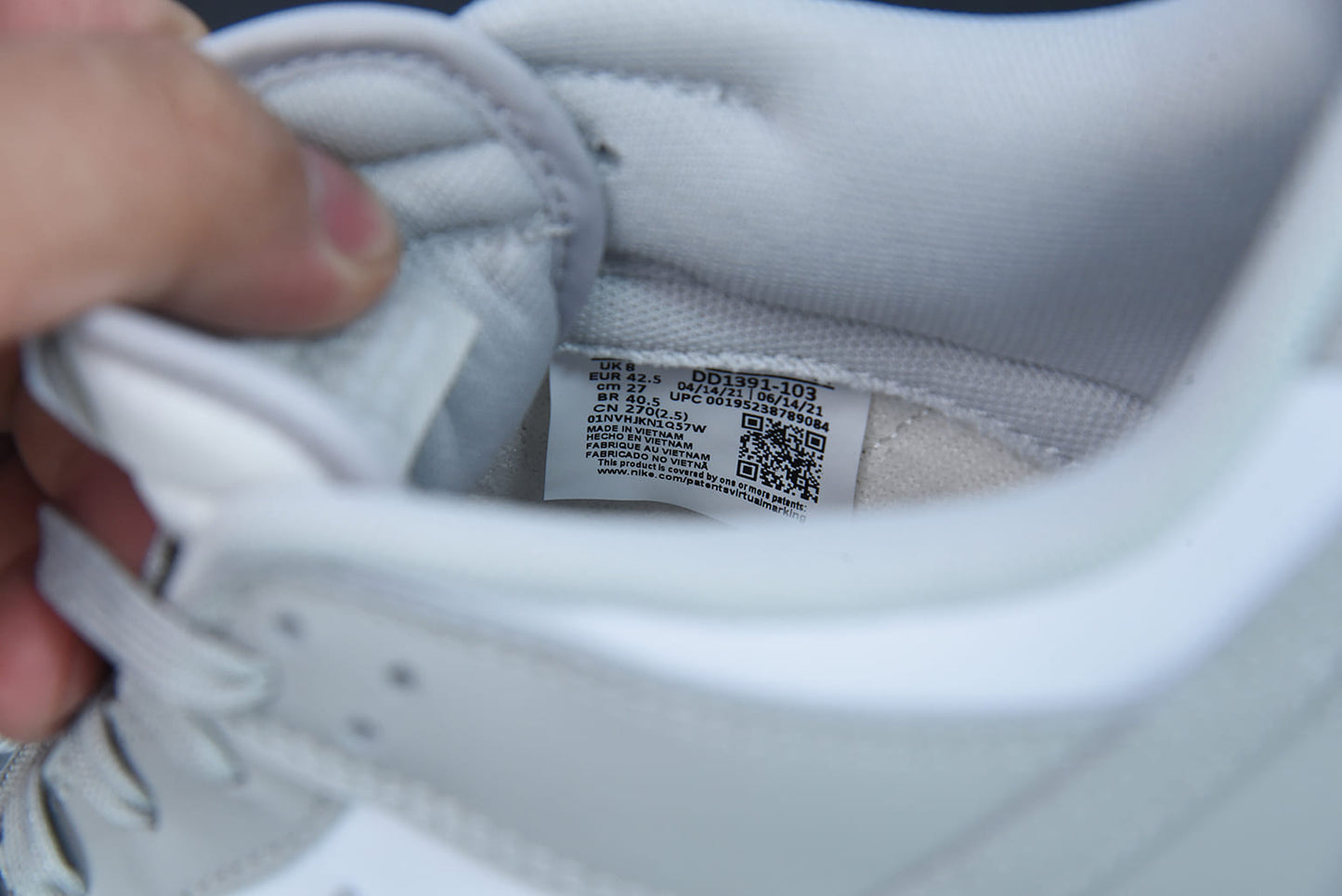 Nike Dunk Low Photon Dust