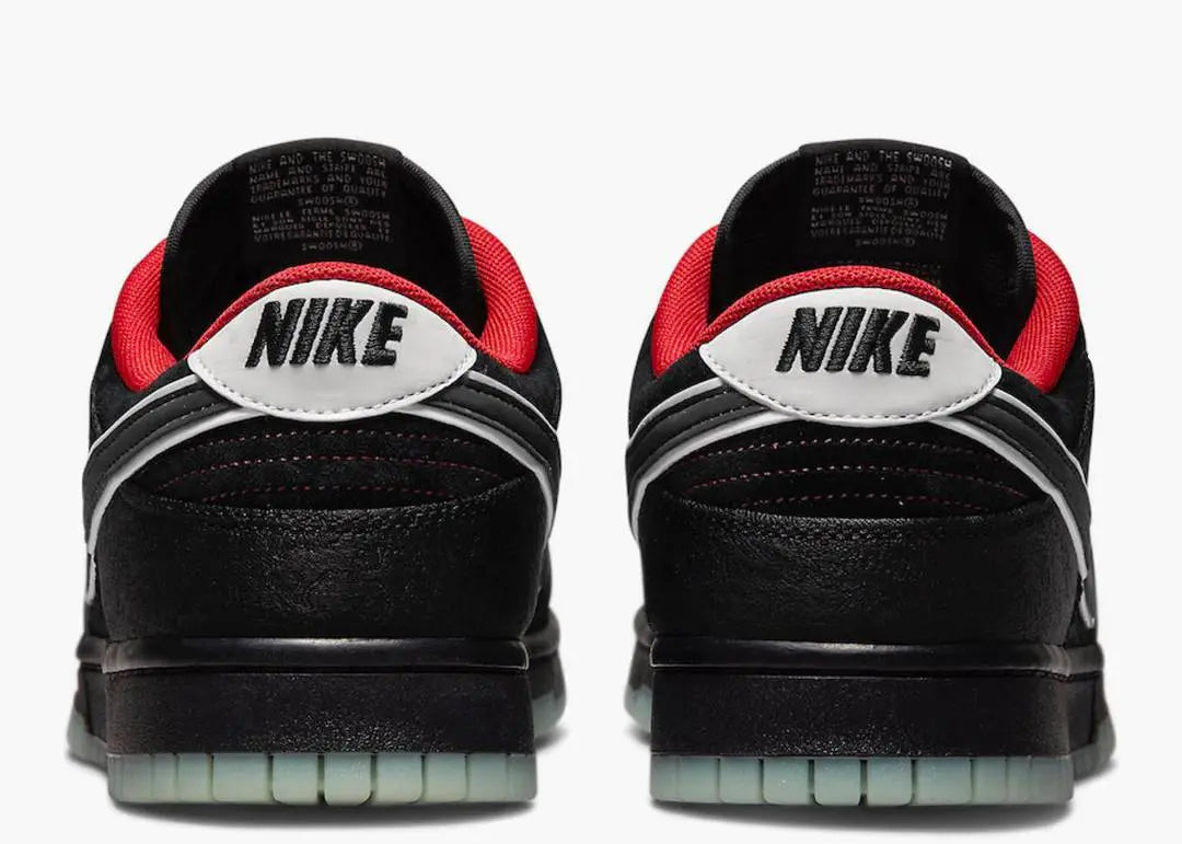 Tênis Preto Nike Dunk LPL League of Legends Visto Traseira do Couro