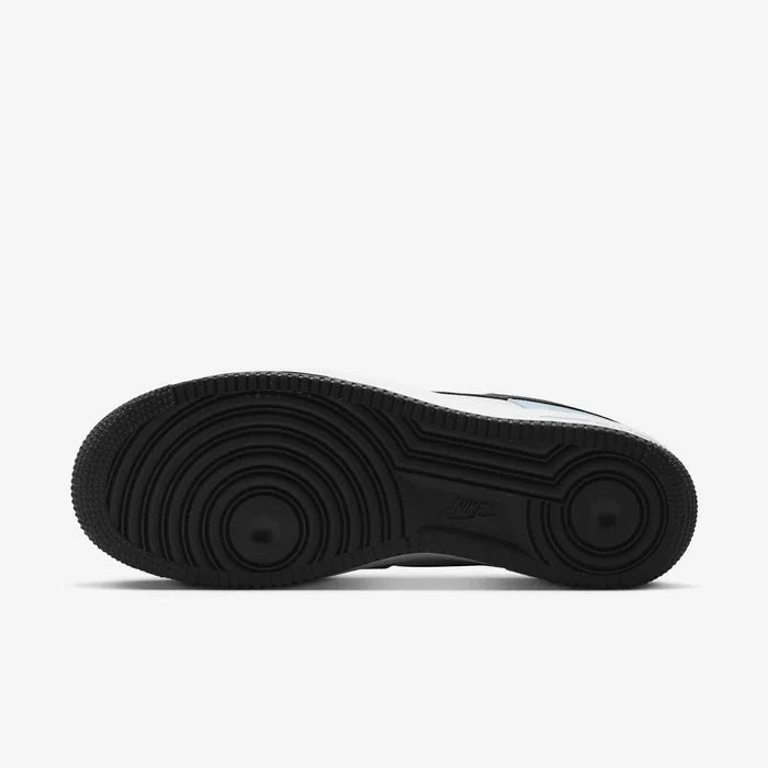Tênis NIke Azul Camurca Air Force 1 Low Armoury Blue Parte do Solado Preto