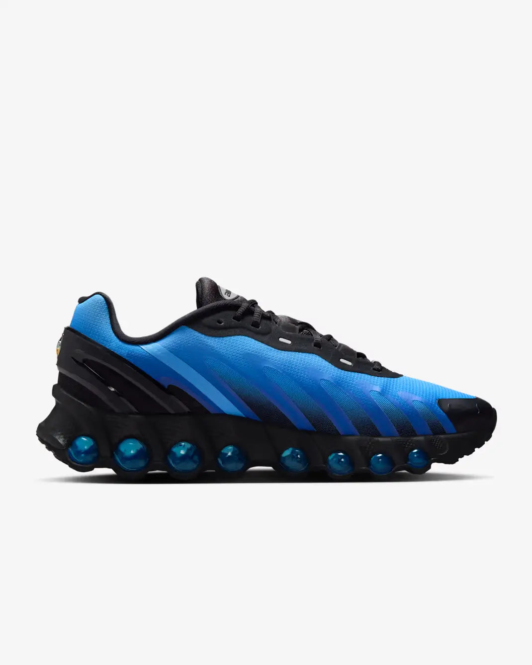 Tênis Azul com Preto Nike Air Max Dn8 Hyper Royal Parte Lateral Interna