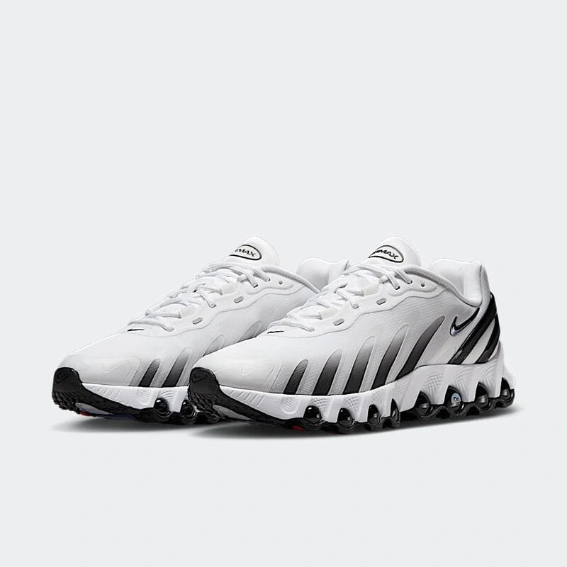 Tênis Branco com Preto Nike Air Max Dn8 Panda Par Visto de Frente