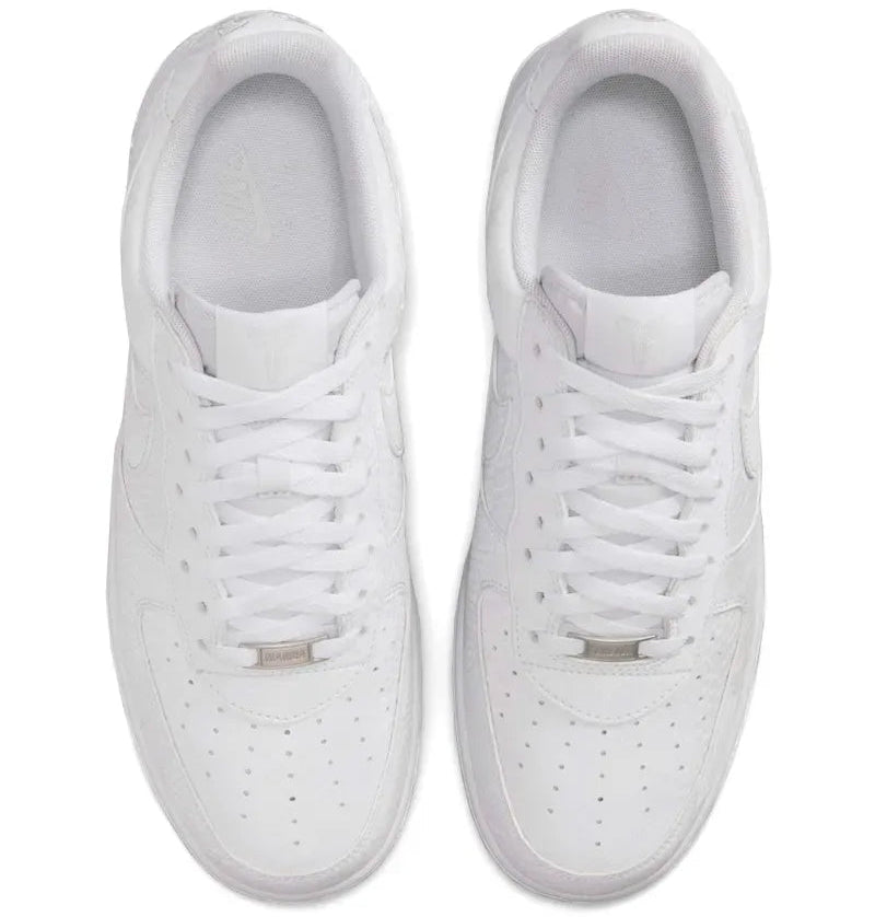 Tênis Branco Nike Air Force 1 Low Kobe Bryant White Par Visto Por Cima