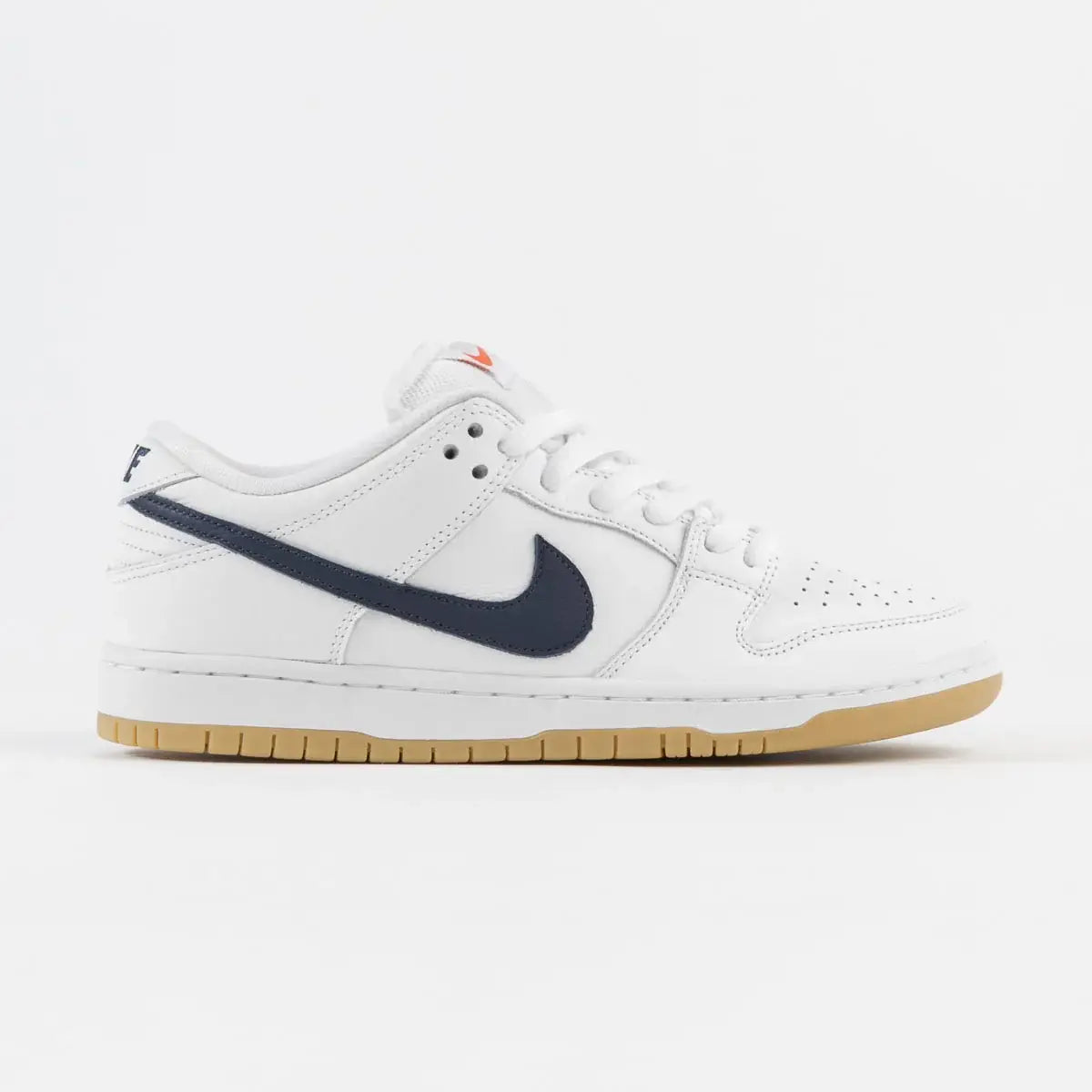 Tenis Nike Branco Dunk Low Sb Pro Orange Label White Navy Visto Pela Lateral