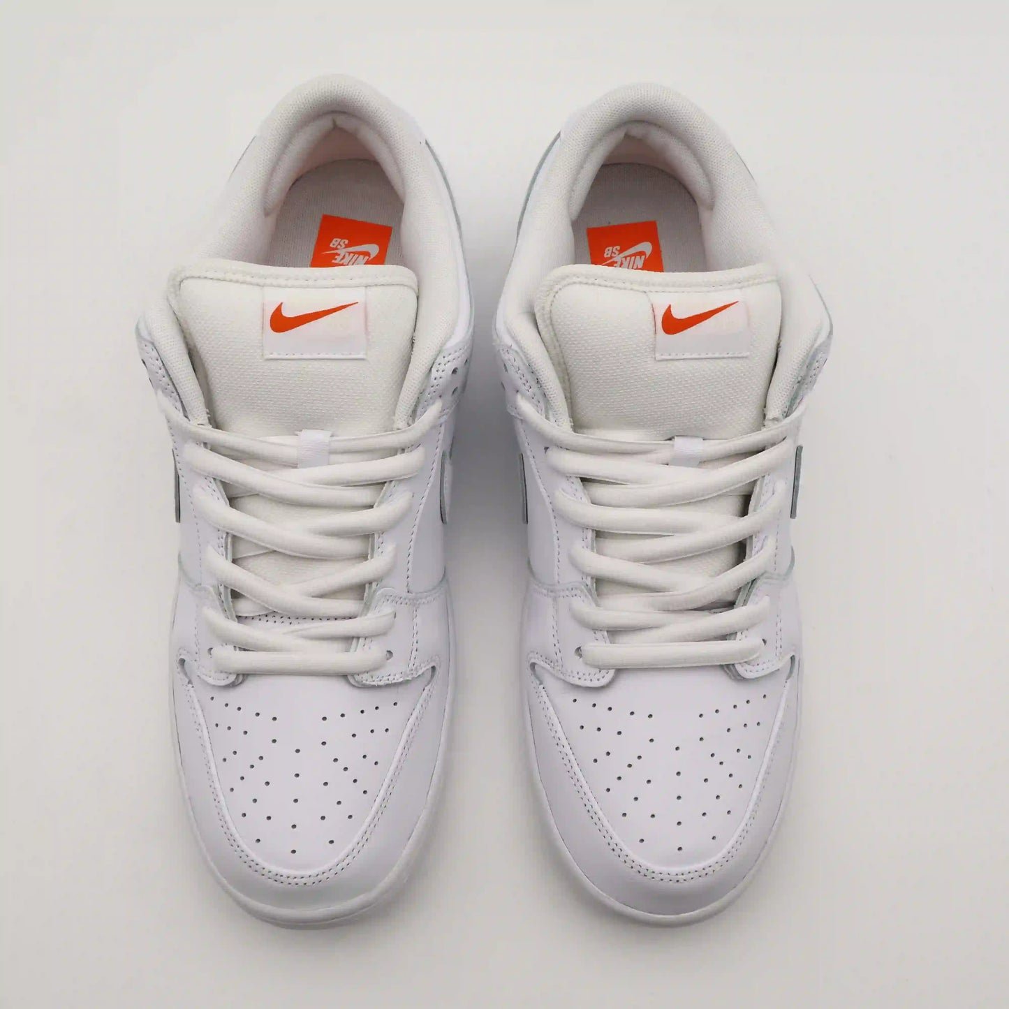 Nike Dunk Low Triple White