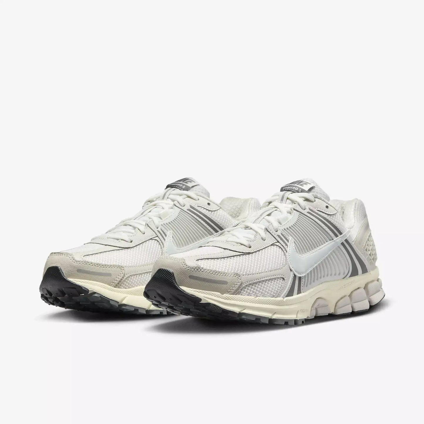 Nike Zoom Vomero 5 Platinum Tint