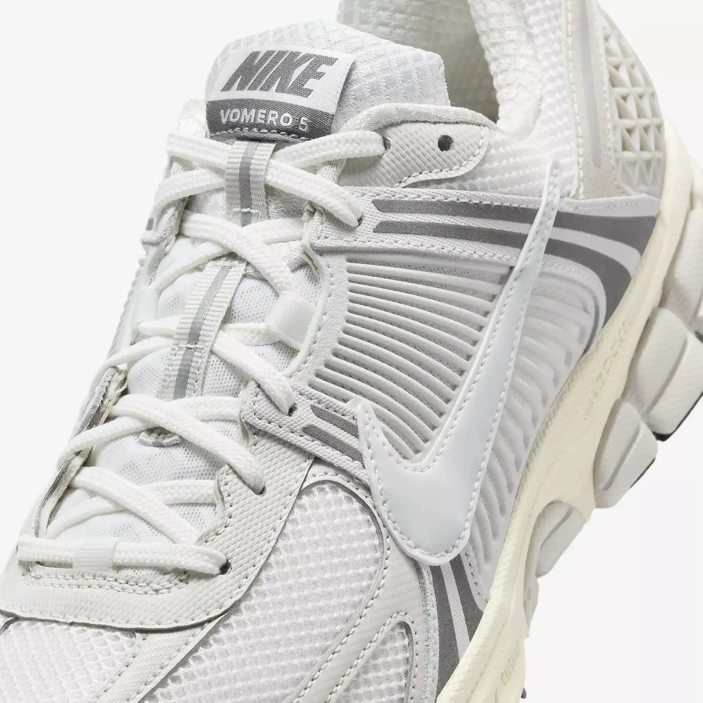 Nike Zoom Vomero 5 Platinum Tint