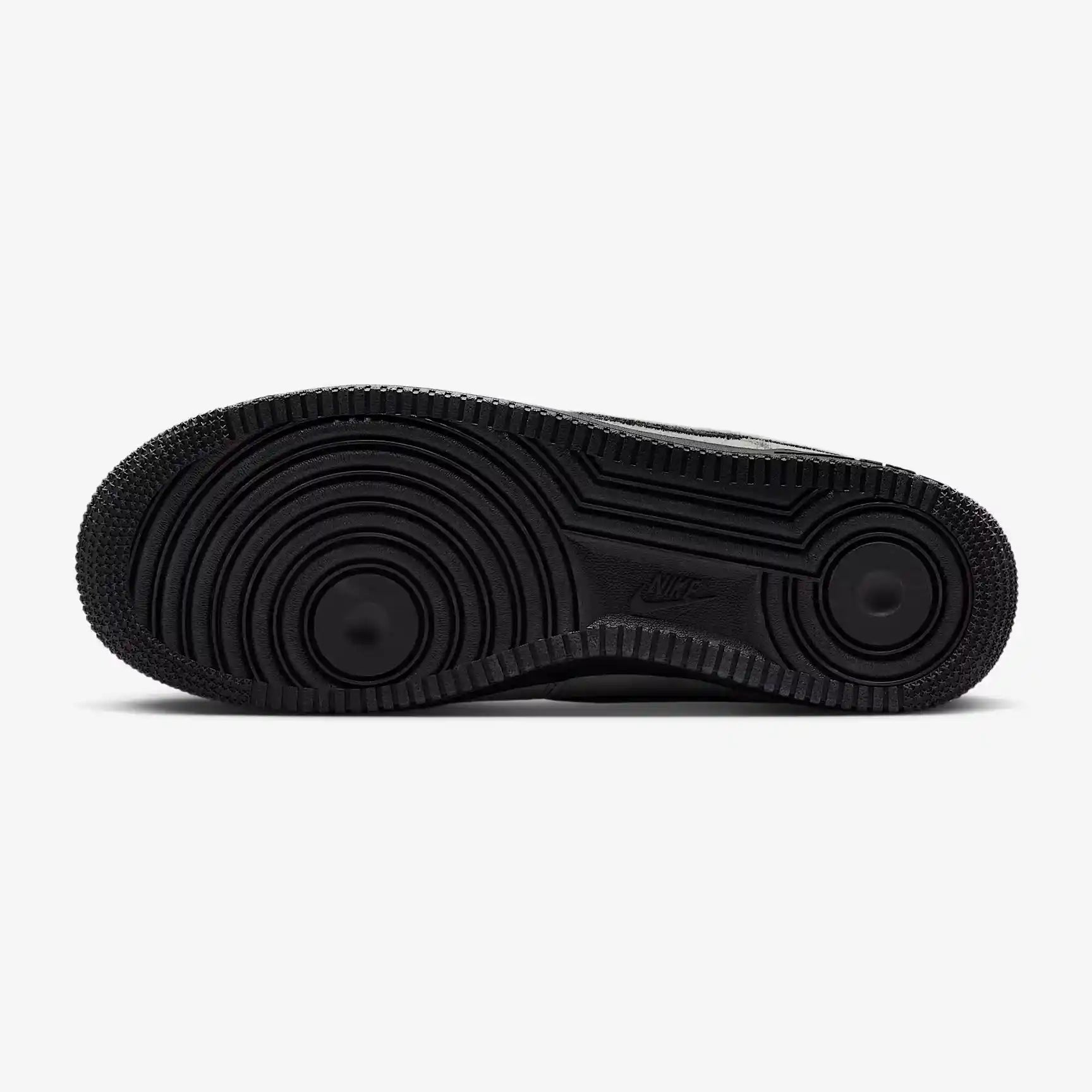 Tênis Cinza Chumbo Nike Air Force 1  LV8 Smoke Grey Suede Parte Do Solado Preto