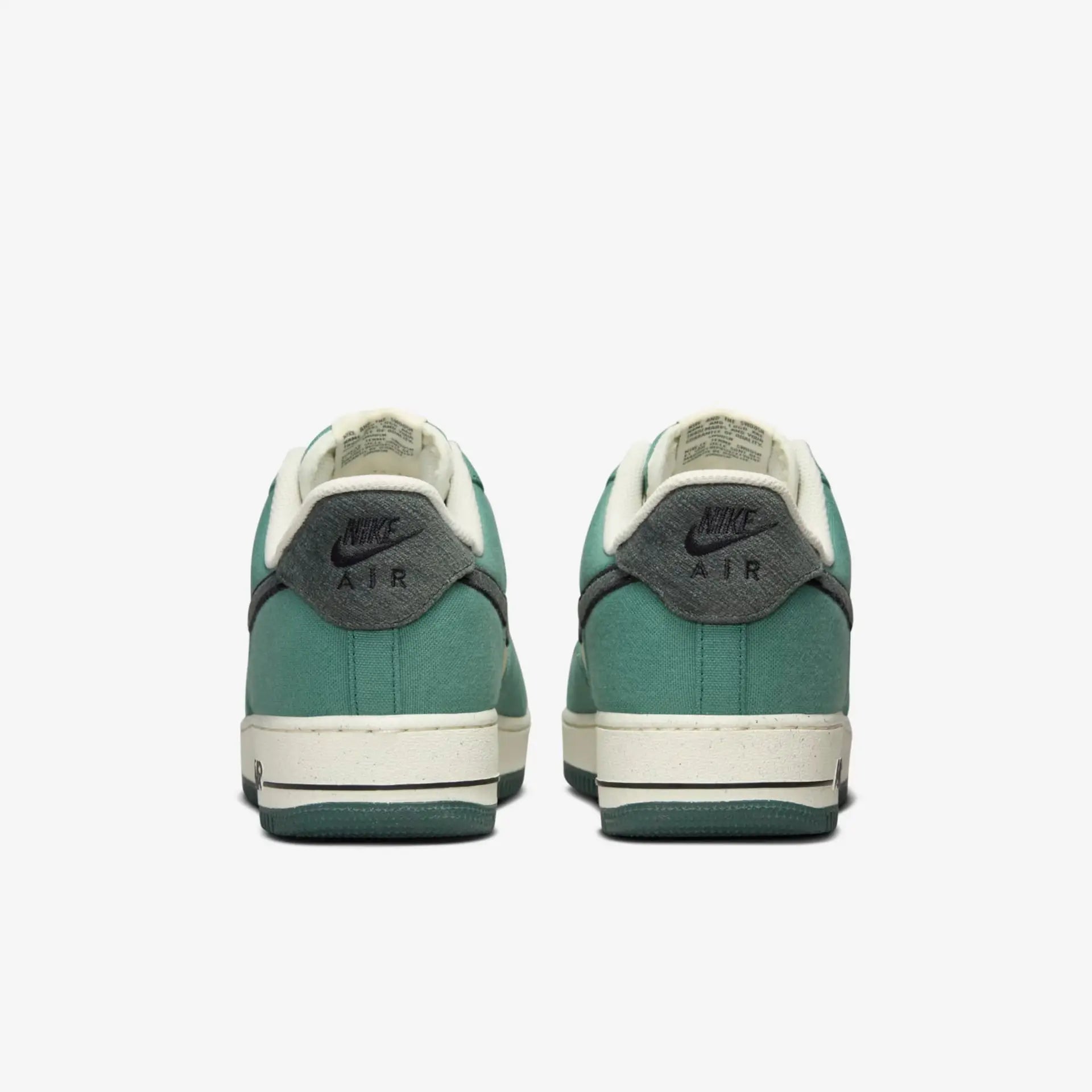 Tênis Nike Verde Masculino Air Force 1 Low Notebook Doodle Vista da Parte Traseira