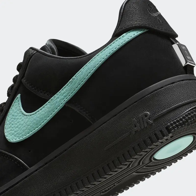Nike Air Force 1 Low Tiffany Parte Traseira em Detalhes