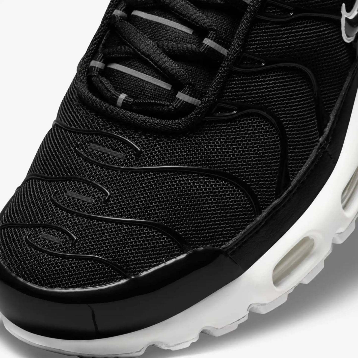 Air Max TN Plus Black White