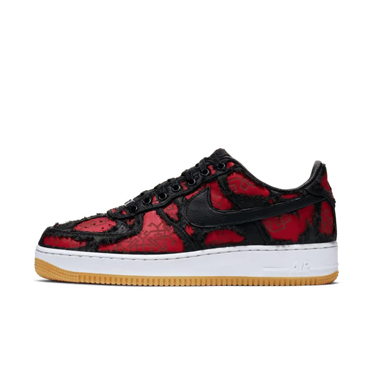 Tênis Preto Nike Air Force 1 x Clot x Fragment Parte lateral Esquerda com Tecido Preto Retirado