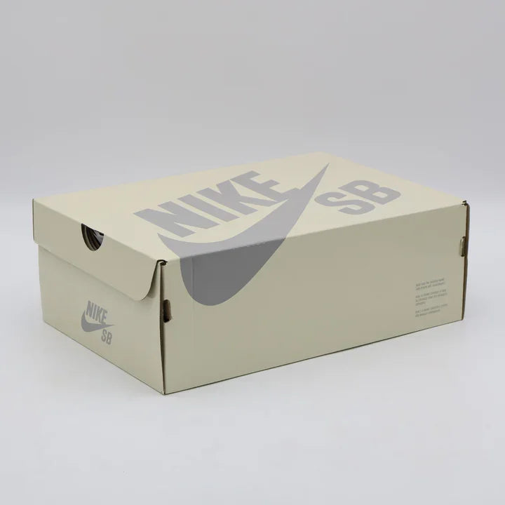 Nike SB Dunk Low The Powerpuff Girls Buttercup