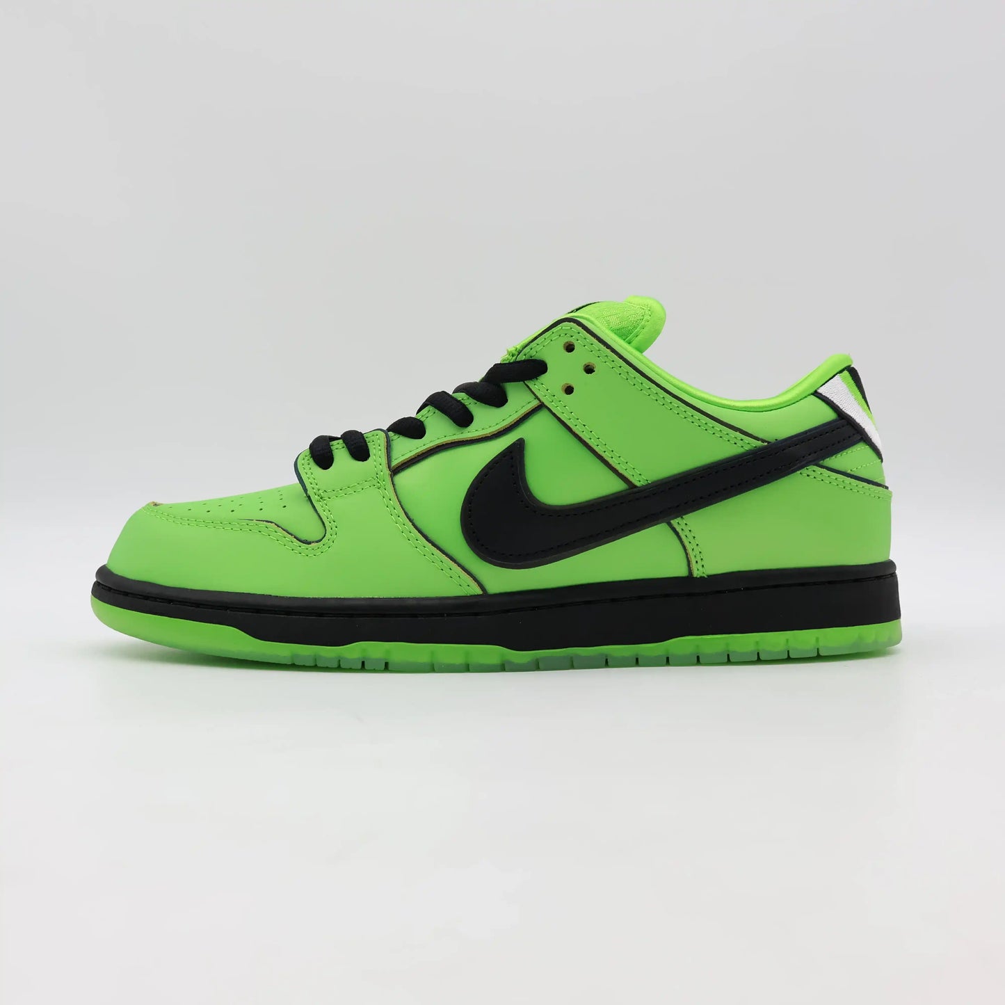 Nike SB Dunk Low The Powerpuff Girls Buttercup