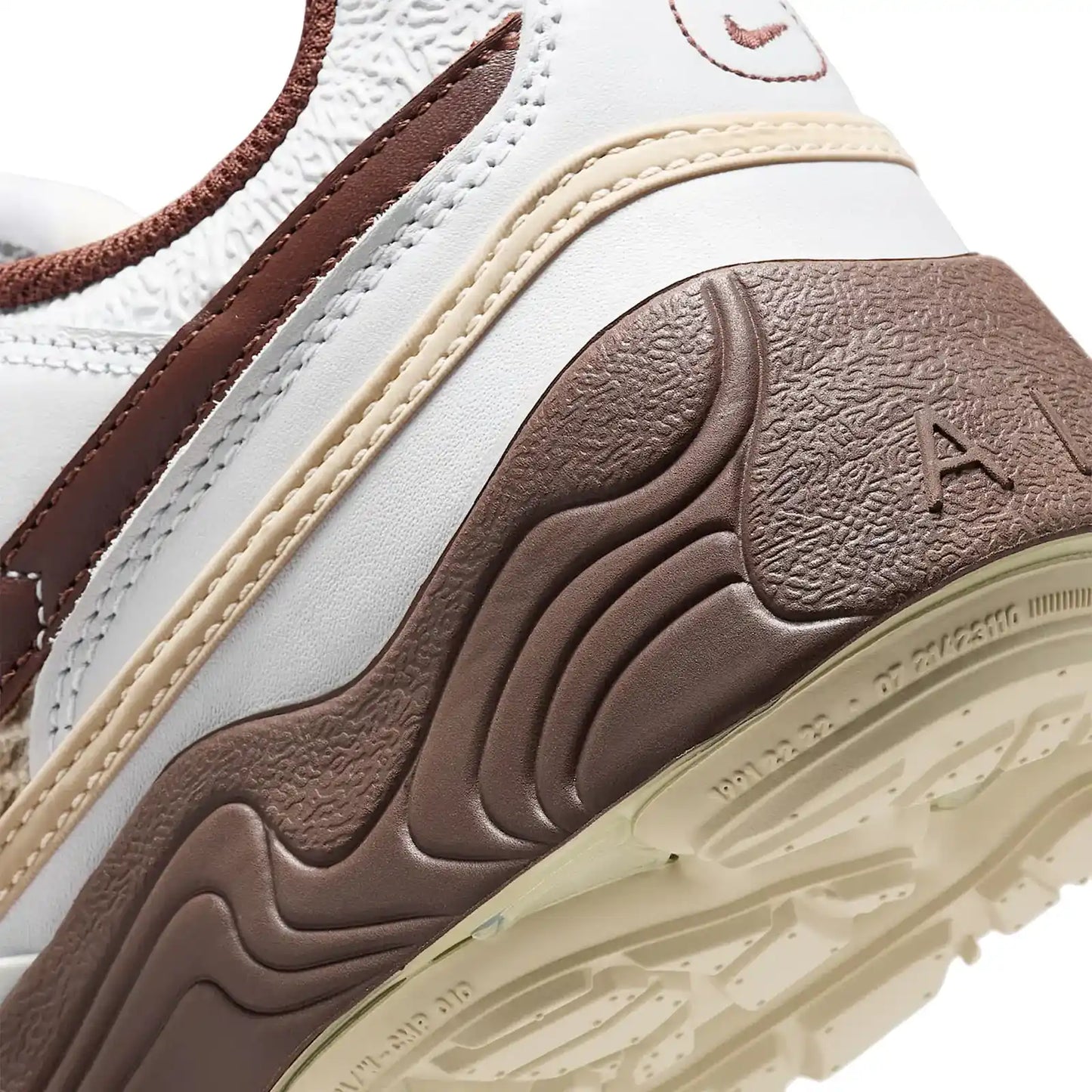 Travis Scott x Nike Zoom Field Jaxx Chocolate