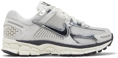 Nike Zoom Vomero 5 Photon Dust Metallic Silver