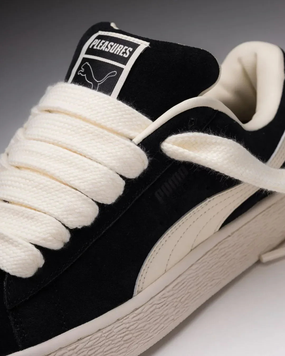 TÊNIS PUMA SUEDE XL "PLEASURES"