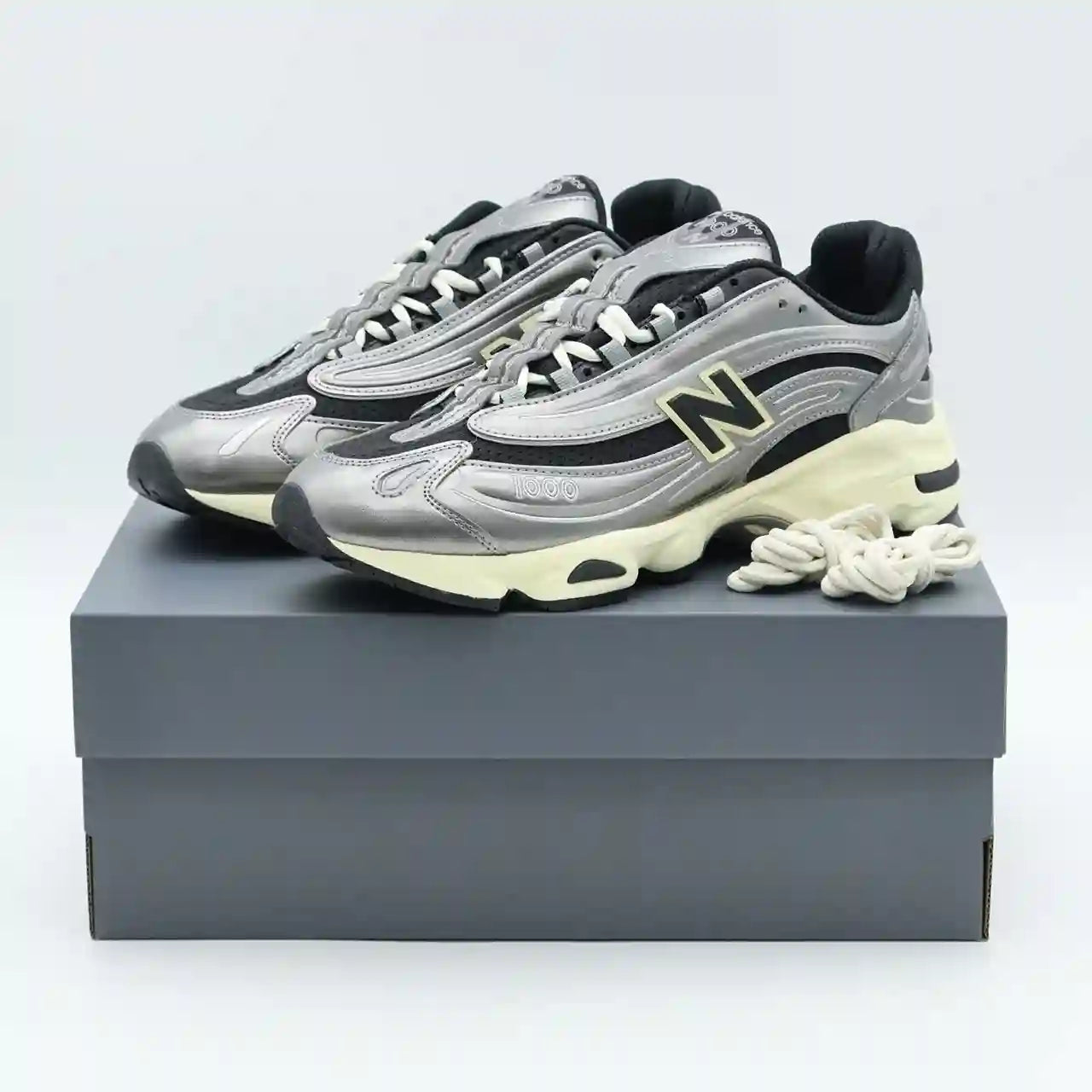 New Balance 1000 Silver Metallic