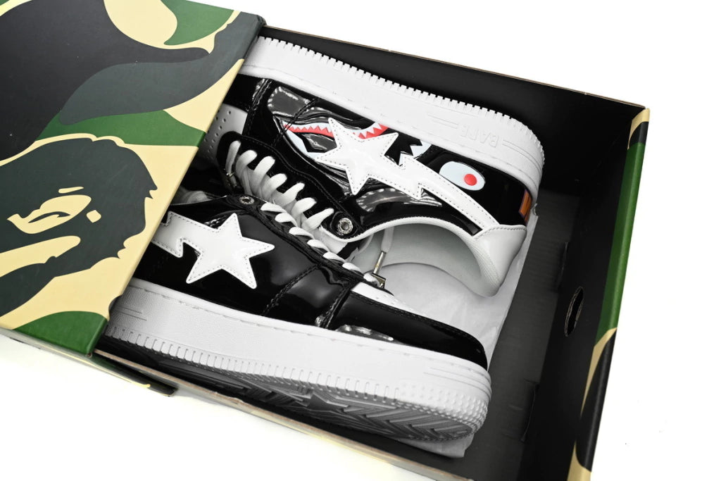 A Bathing Ape Bape Sta Low Black and White Shark