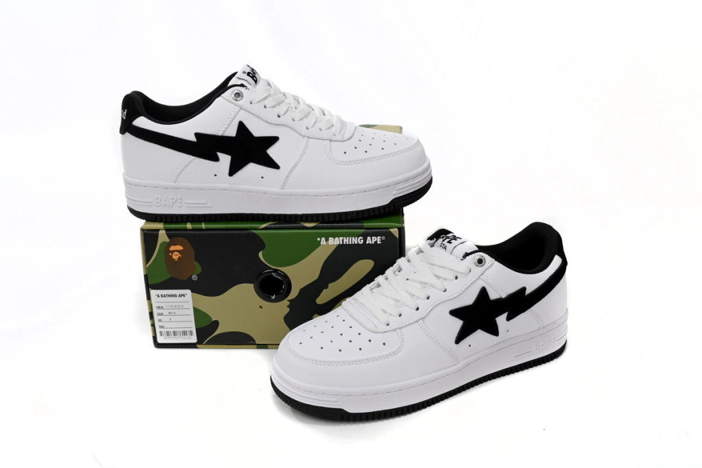 A Bathing Ape Bape Sta Low White And Black Tick