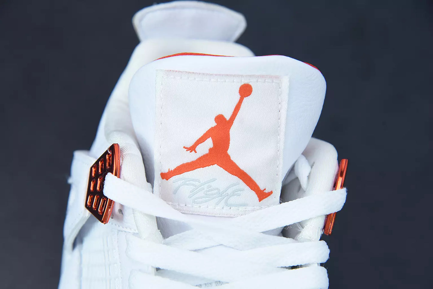 Jordan 4 Retro Metallic Red