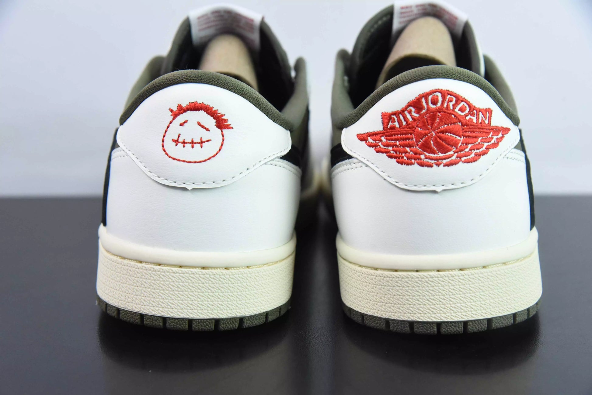 Jordan 1 Low OG x Travis Scott Olive