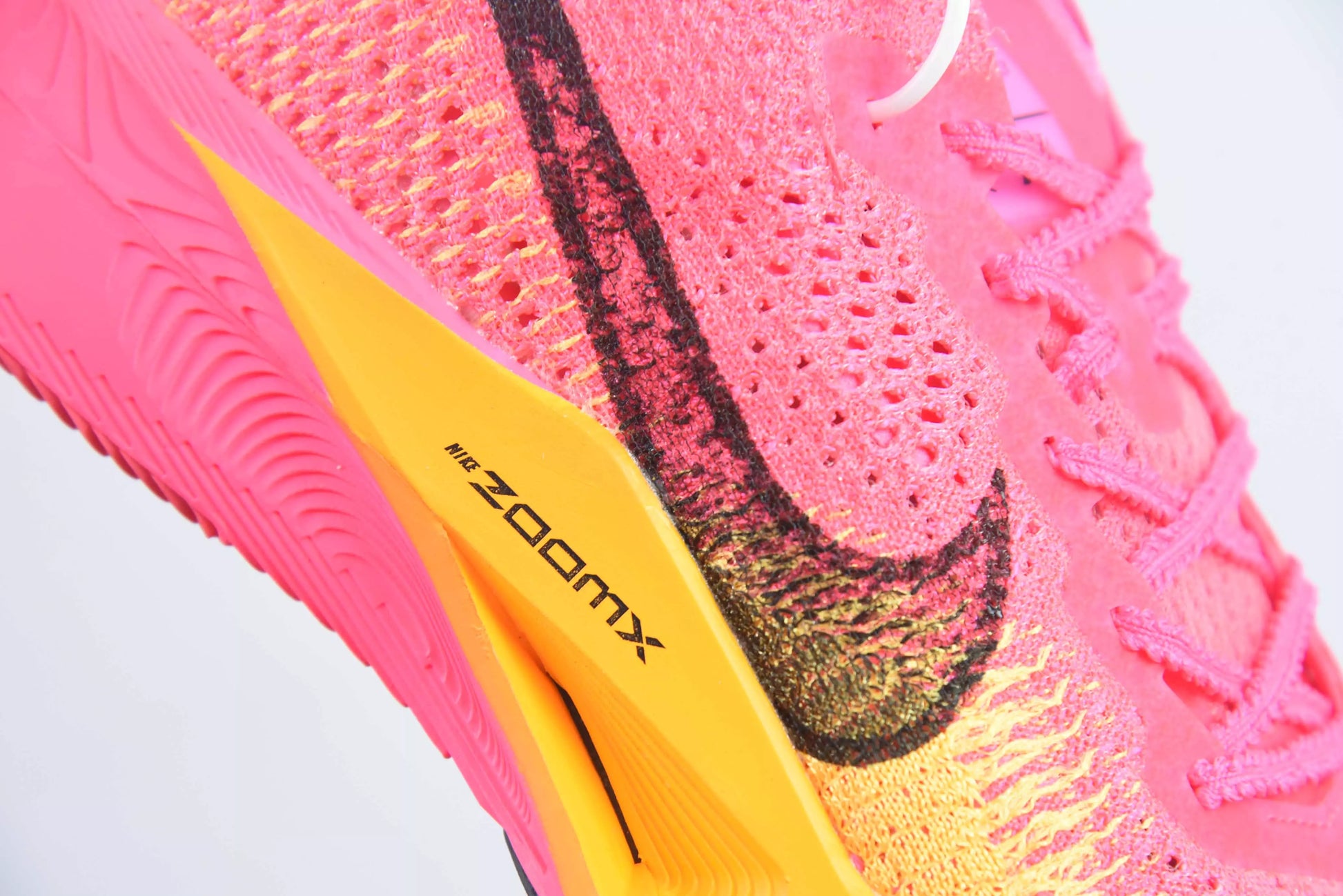 Nike Air Zoom Vaporfly NEXT% 3 Hyper Pink