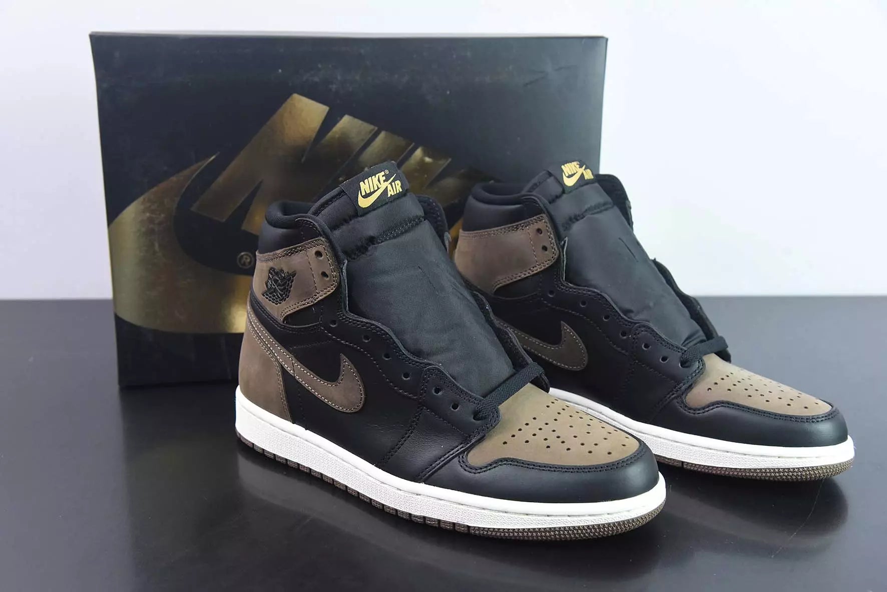 Jordan 1 Retro High Palomino