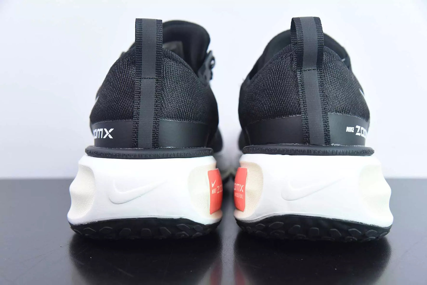 Nike Invincible Run 3 Black White