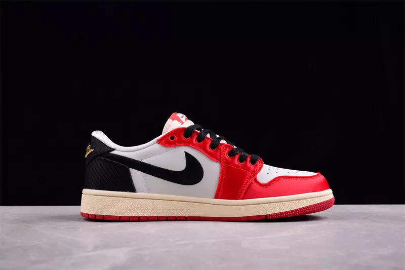 Jordan 1 Retro Low Trophy Room