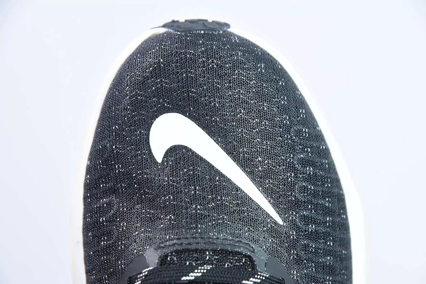 Nike Invincible Run 3 Black White