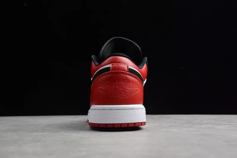 Air Jordan 1 Low "Black Toe"