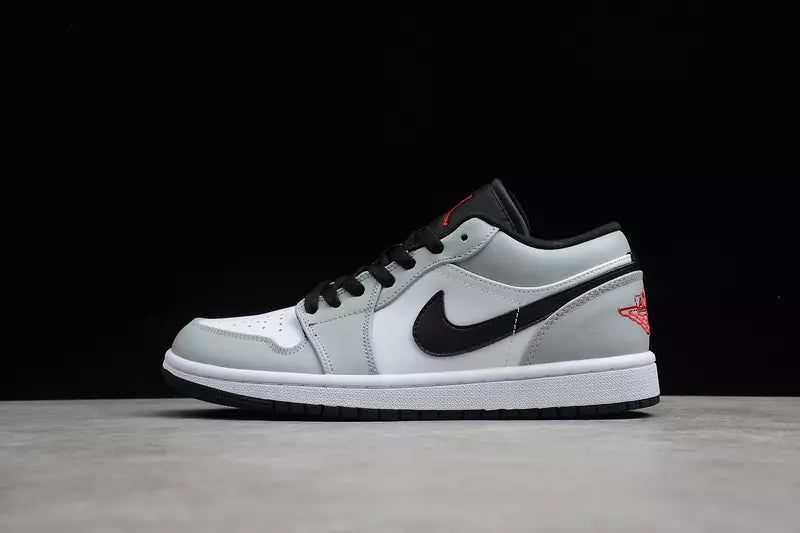 Air Jordan 1 Low "Light Smoke Grey"
