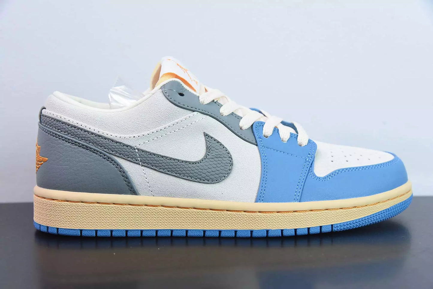 Jordan 1 Low SE Tokyo 96