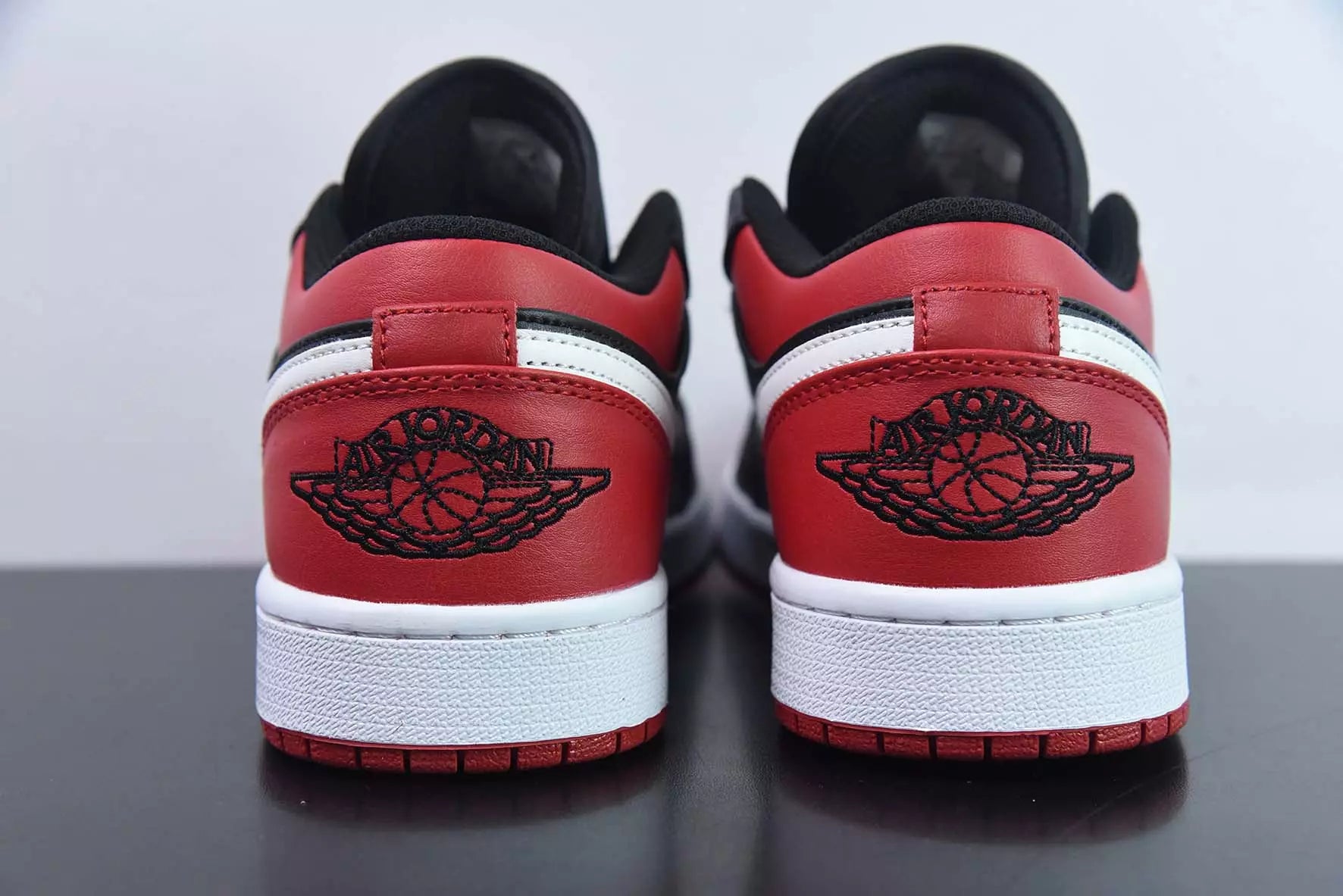 Jordan 1 Low 'Alternate Bred Toe'