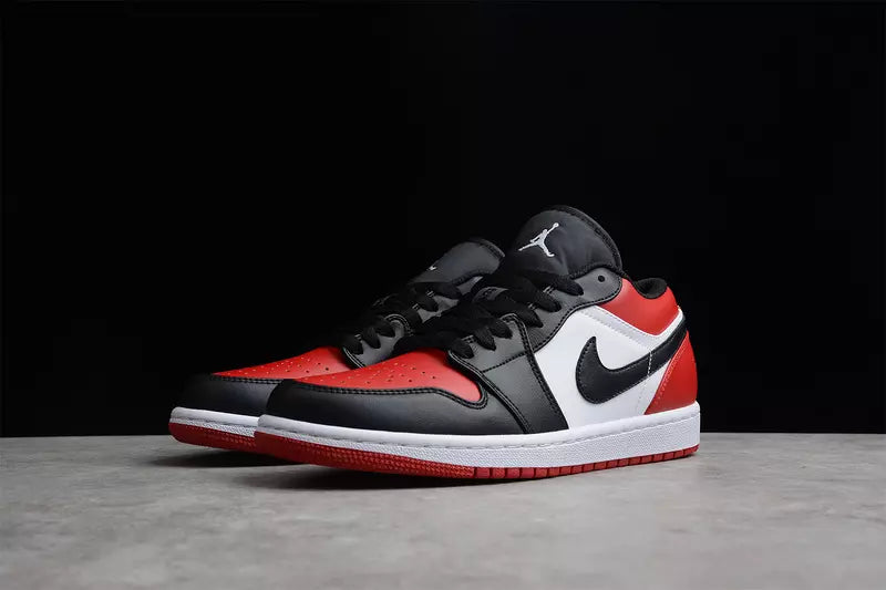 Air Jordan 1 Low Bred Toe