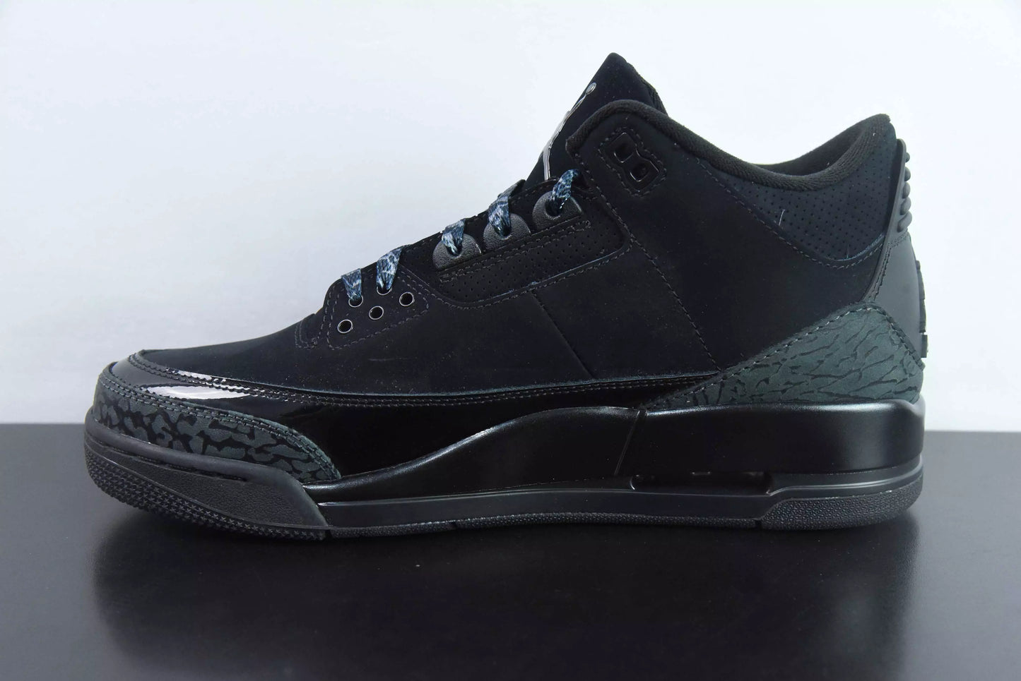 Jordan 3 Retro Black Cat