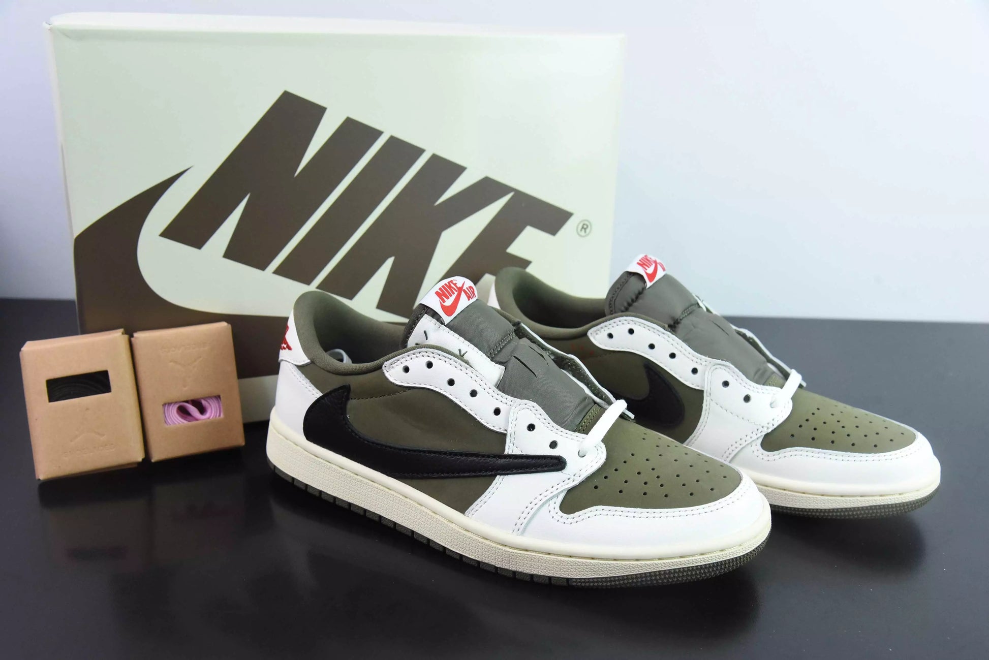 Jordan 1 Low OG x Travis Scott Olive