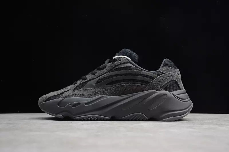 Adidas Yeezy Boost 700 Vanta