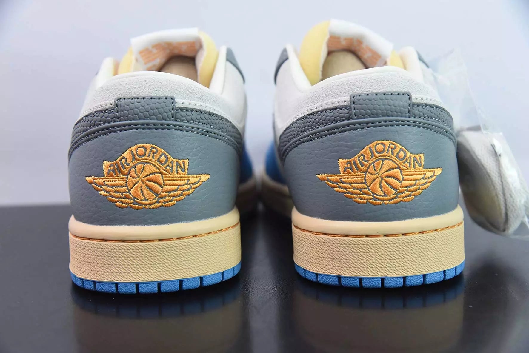 Jordan 1 Low SE Tokyo 96