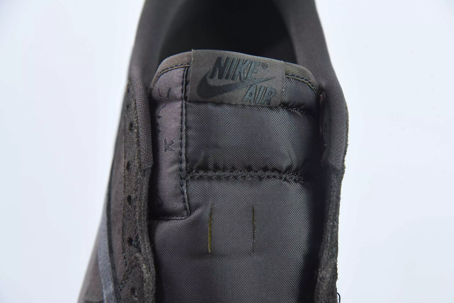 Air Jordan 1 Low OG x Travis Scott "Velvet Brown"