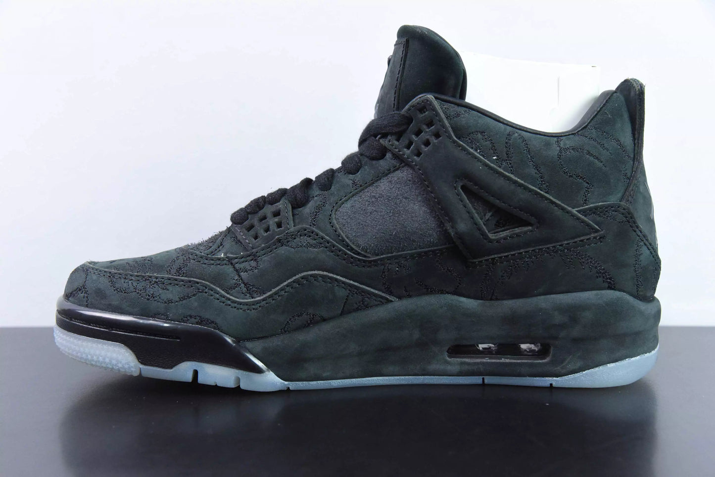 Jordan 4 Retro Kaws Black