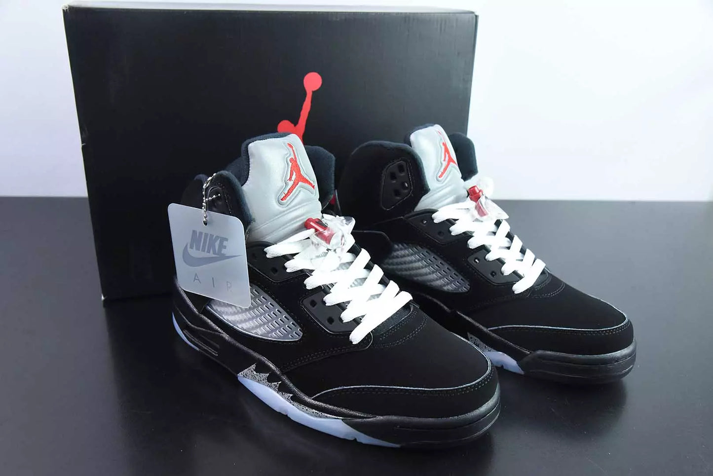 Jordan 5 Retro Black Metallic