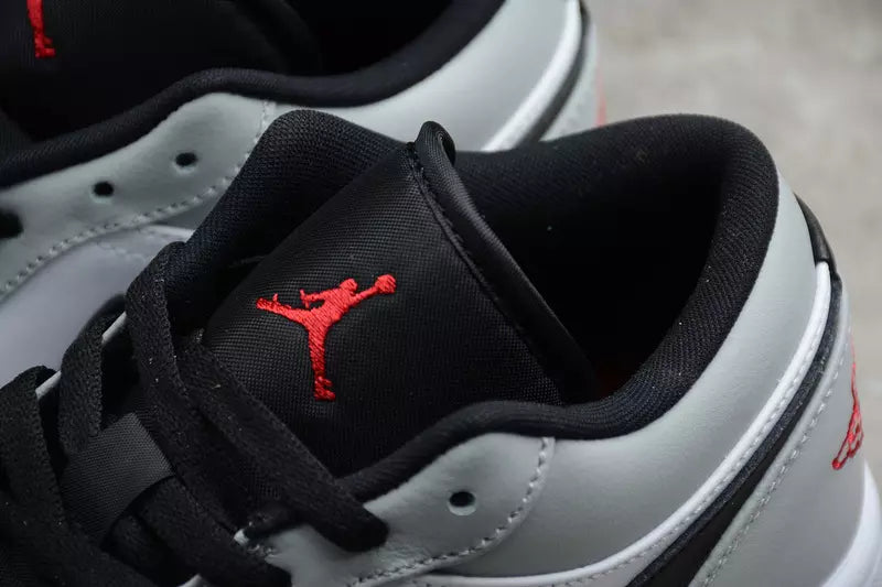 Air Jordan 1 Low "Light Smoke Grey"