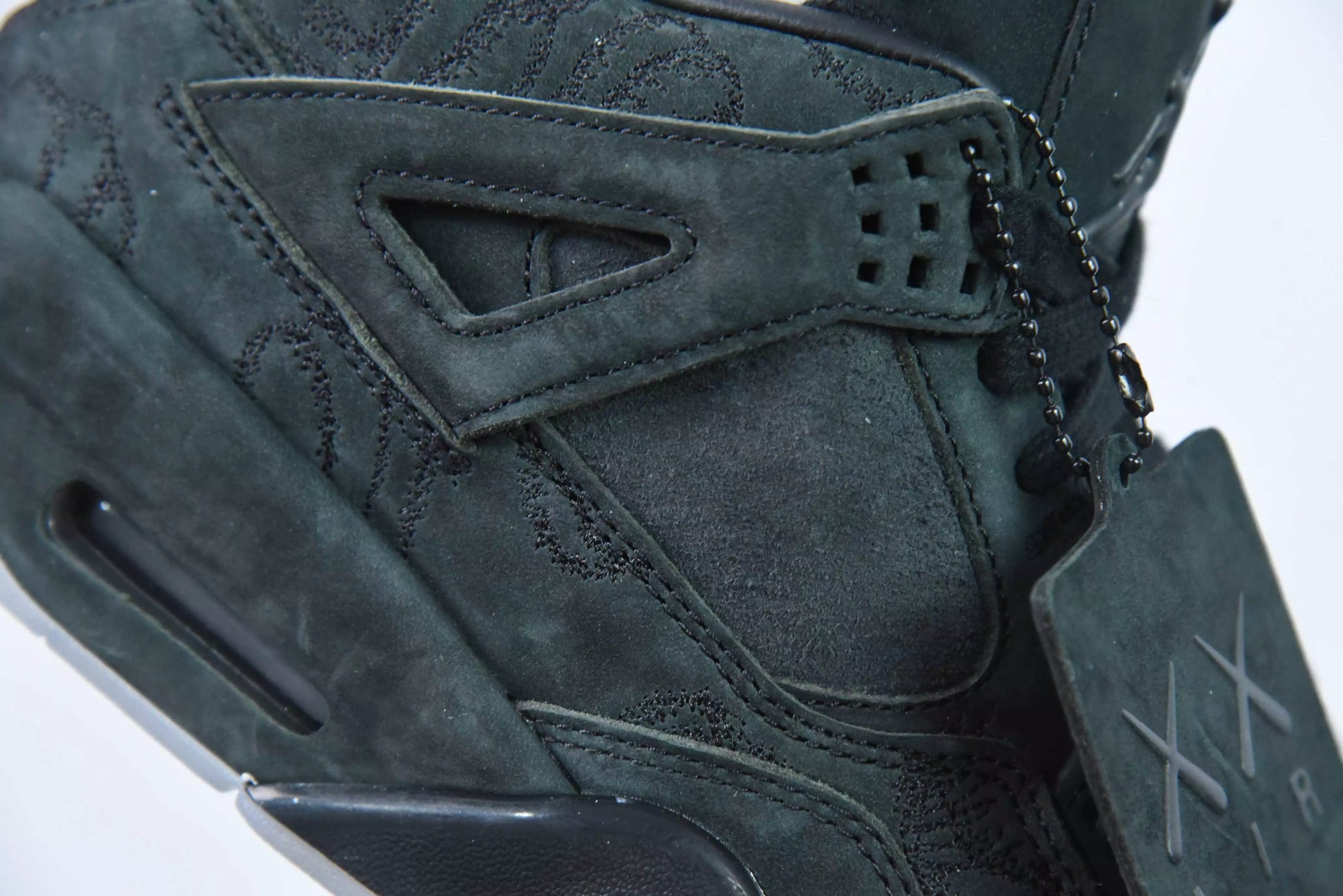 Jordan 4 Retro Kaws Black