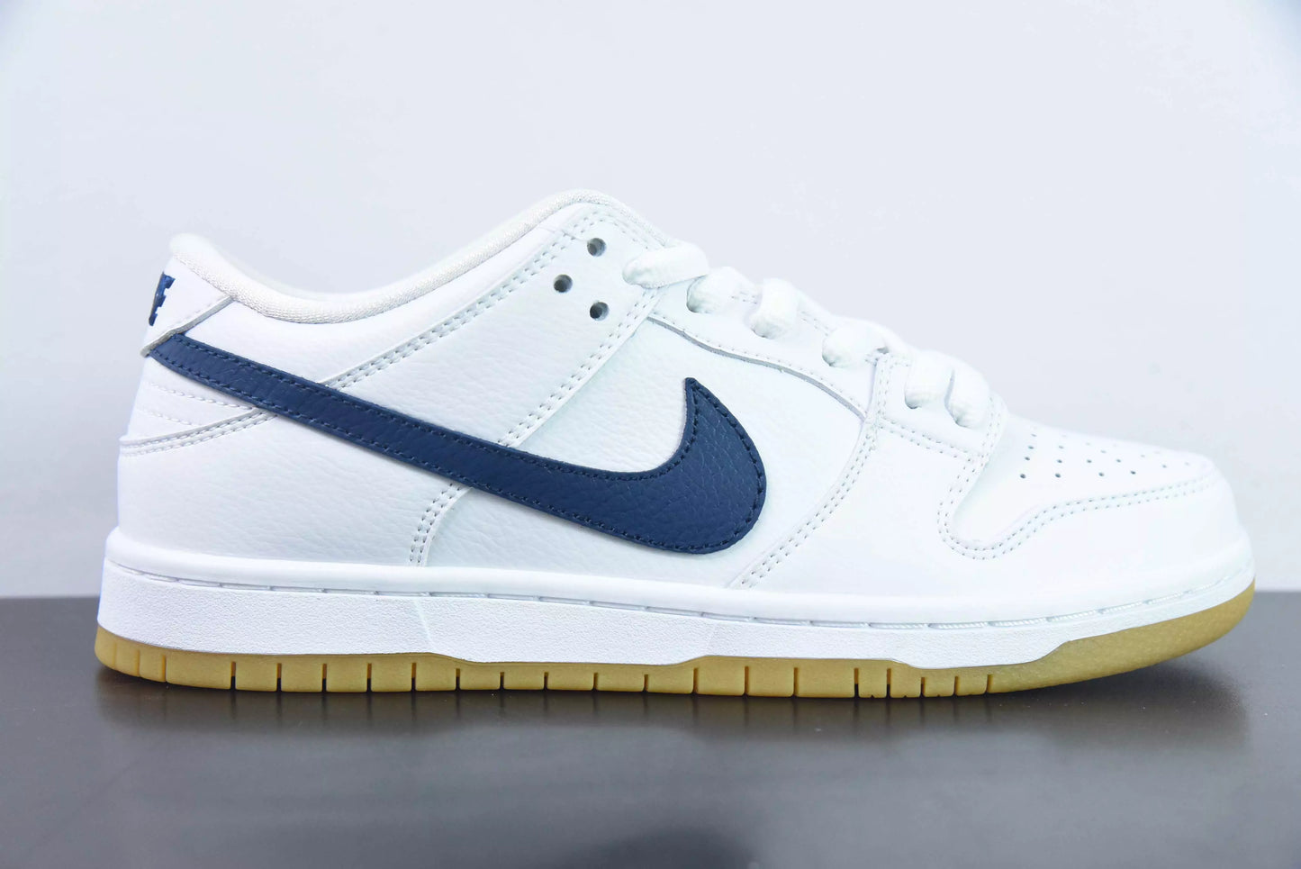 Dunk Low Pro ISO Orange Label White Navy