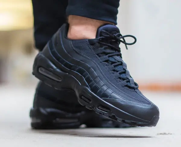 Nike Air Max 95 Essential Triple Black