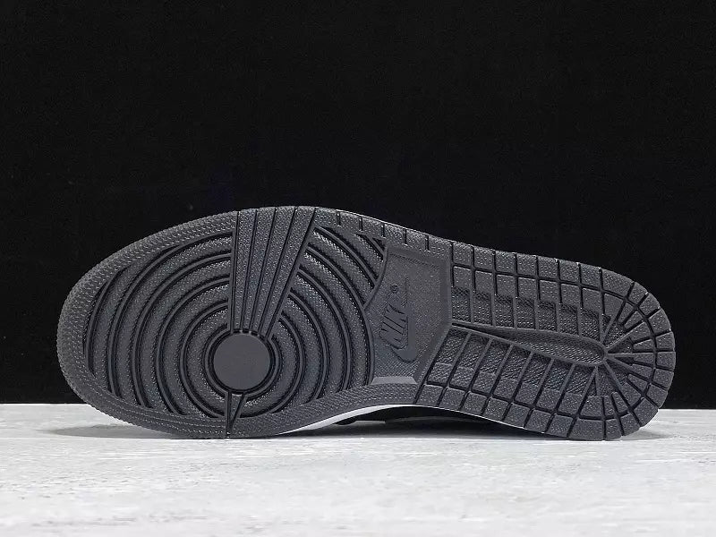 Air Jordan 1 Retro High "Shadow"