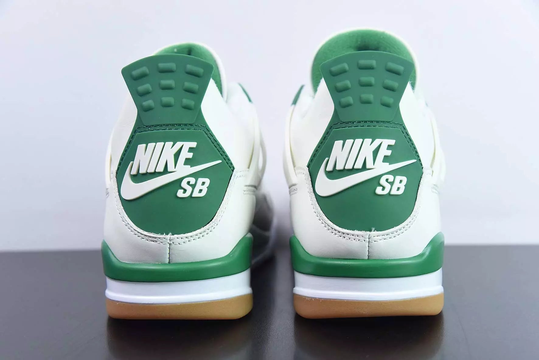 Jordan 4 Retro SB Pine Green