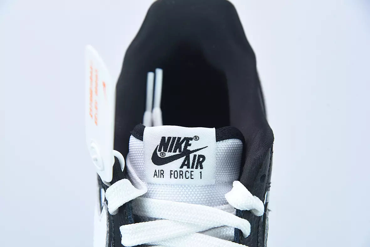 Nike Air Force 1 Panda